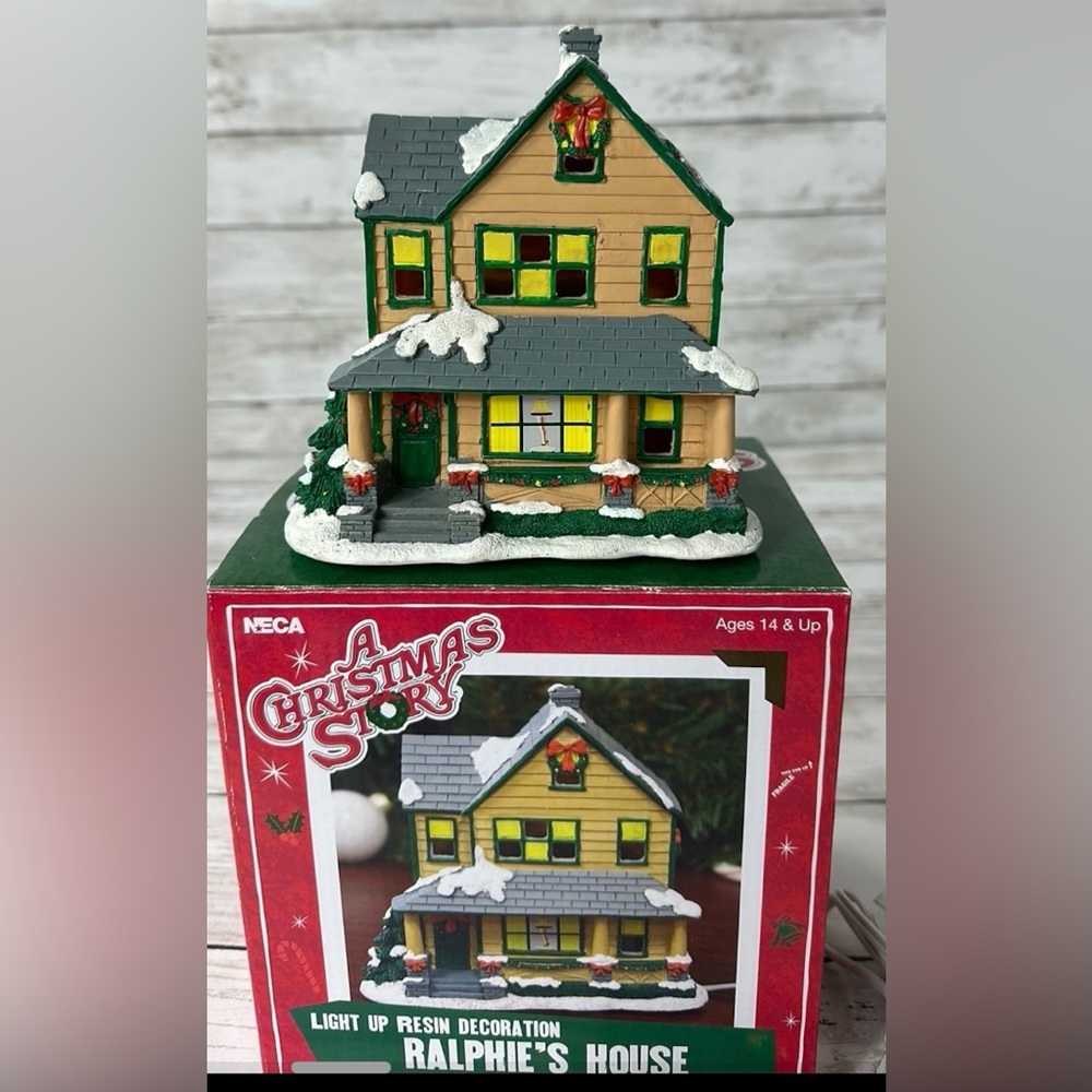 New in box Ralphies house Christmas Story
